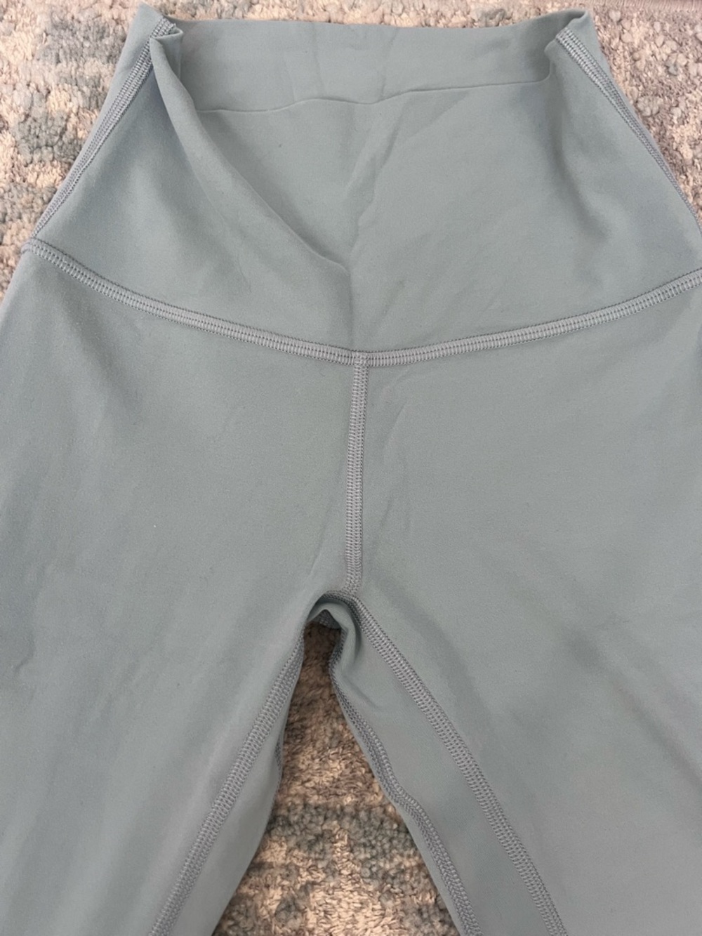 Lululemon Light Slate Blue Active Leggings, Size 4 - Picture 2 of 6